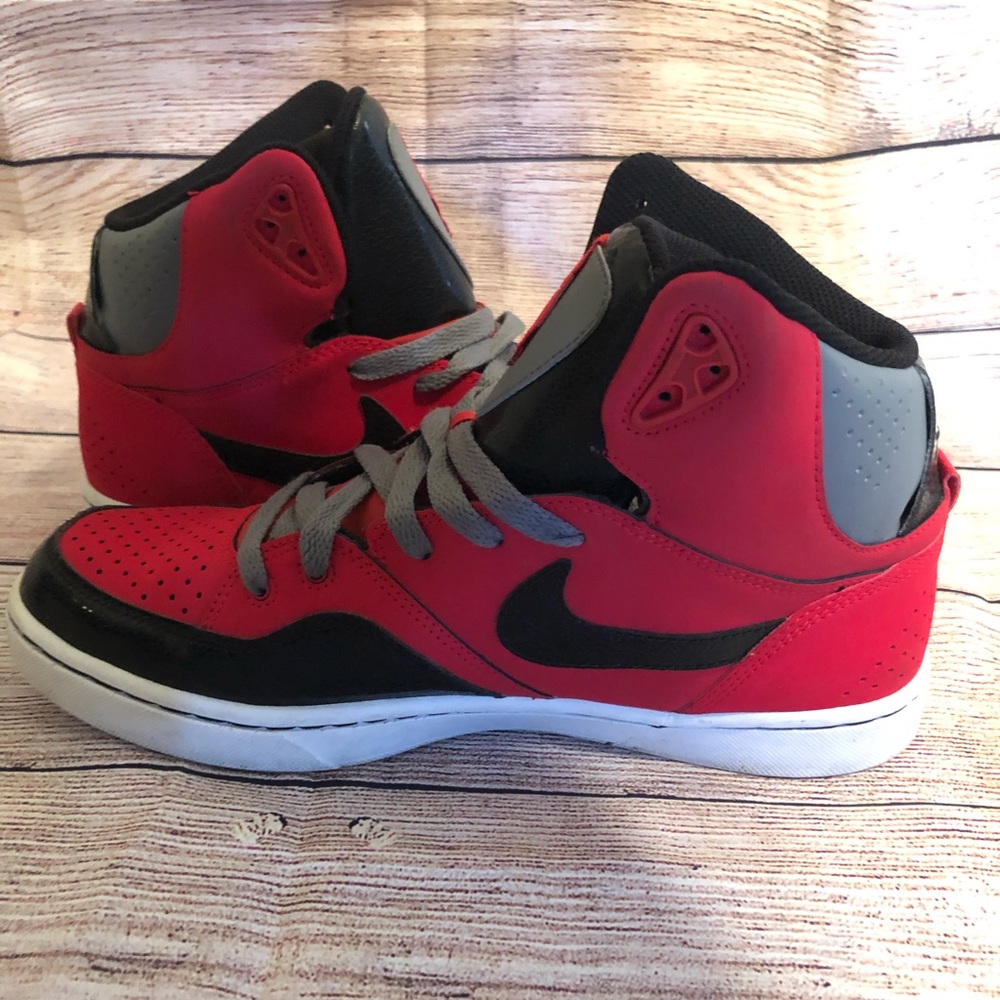 Nike shoes